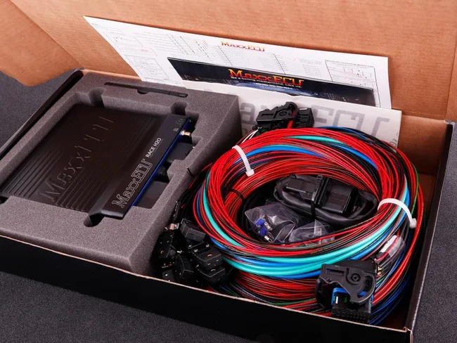 MaxxECU RACE H2O PREMIUM 含1組LSU4.2寬頻含氧 + 飛線